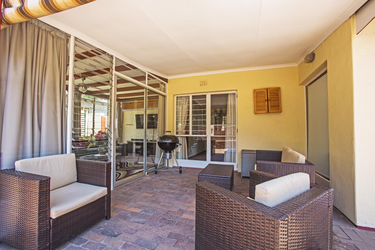 Chalet No. 2 Petunia Johannesburg Luaran gambar